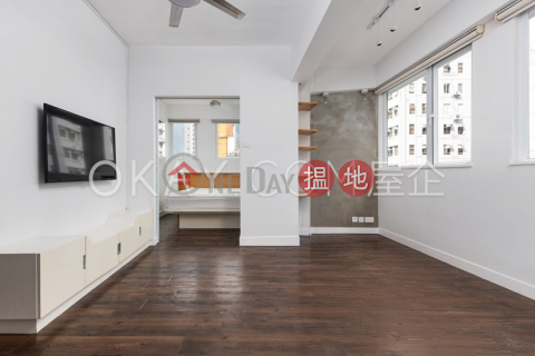 Stylish 2 bedroom on high floor with rooftop | For Sale | 63-63A Peel Street 卑利街63-63A號 _0