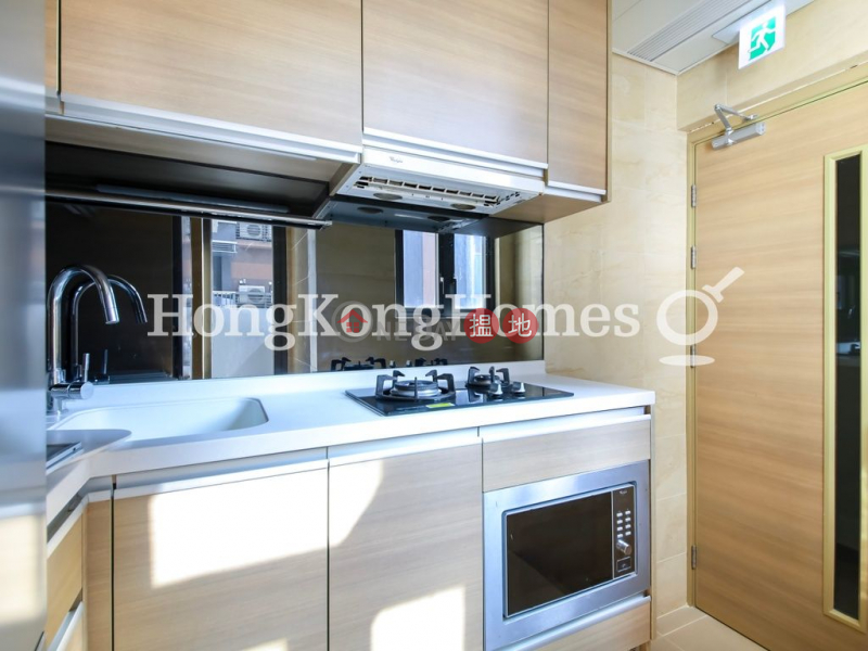 HK$ 28,000/ month 18 Catchick Street, Western District, 3 Bedroom Family Unit for Rent at 18 Catchick Street
