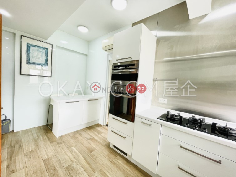 HK$ 43,000/ month, Discovery Bay, Phase 2 Midvale Village, 5 Middle Lane, Lantau Island Efficient 3 bed on high floor with sea views & balcony | Rental