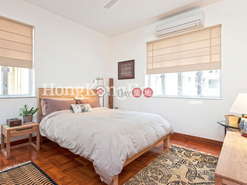 HK$ 24M | Estella Court Central District | 3 Bedroom Family Unit at Estella Court | For Sale