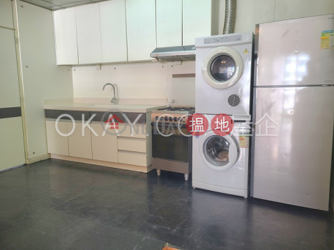 Unique 3 bedroom with balcony | For Sale, Botanic Terrace Block B 芝蘭台 B座 | Western District (OKAY-S31576)_0