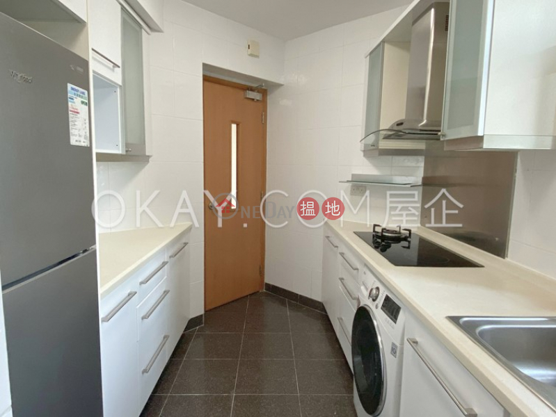 HK$ 35,000/ month | Sham Wan Towers Block 3 | Southern District, Tasteful 3 bedroom on high floor with balcony | Rental