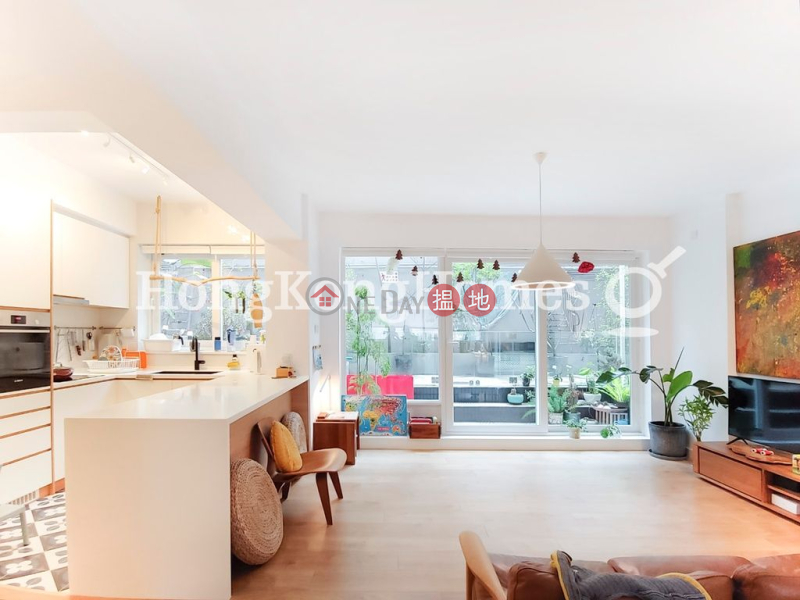 Property Search Hong Kong | OneDay | Residential Rental Listings | 3 Bedroom Family Unit for Rent at Seaview Mansion