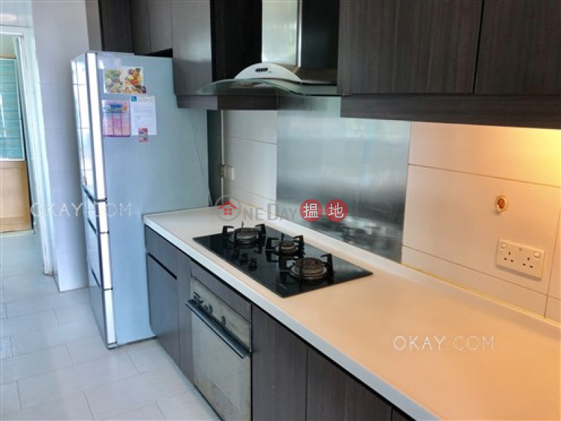 HK$ 20M | Discovery Bay, Phase 3 La Serene, Block 6, Lantau Island | Tasteful 3 bedroom on high floor with balcony | For Sale