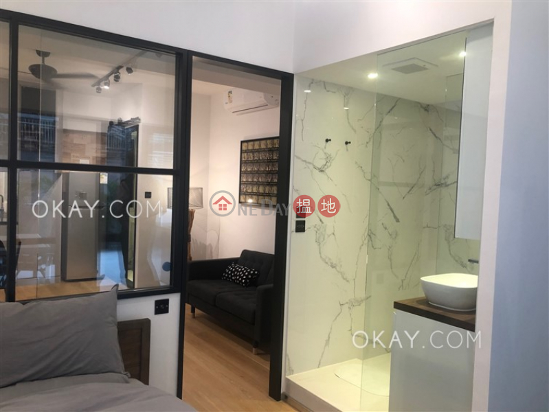 Rare 1 bedroom with terrace | Rental, Ka On Building 嘉安大廈 Rental Listings | Western District (OKAY-R370162)