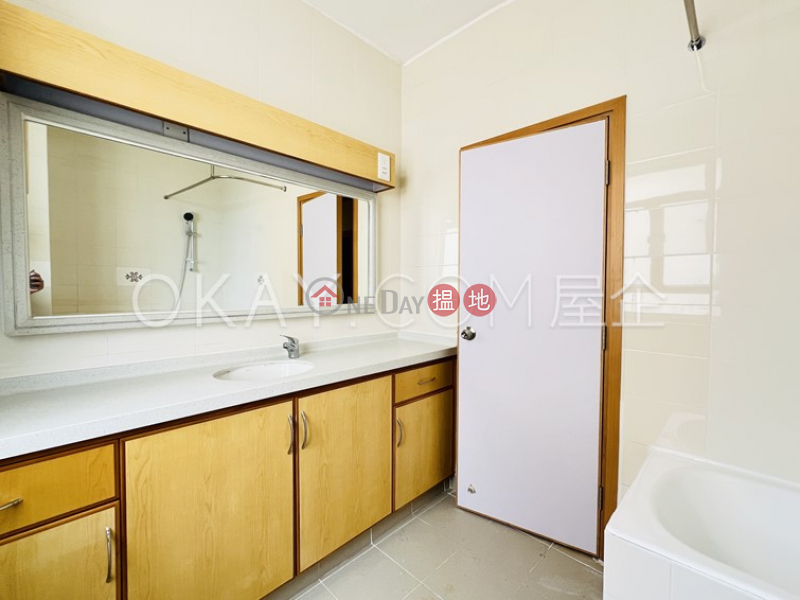 HK$ 65,400/ month 111 Mount Butler Road Block C-D | Wan Chai District, Beautiful 3 bedroom with balcony & parking | Rental