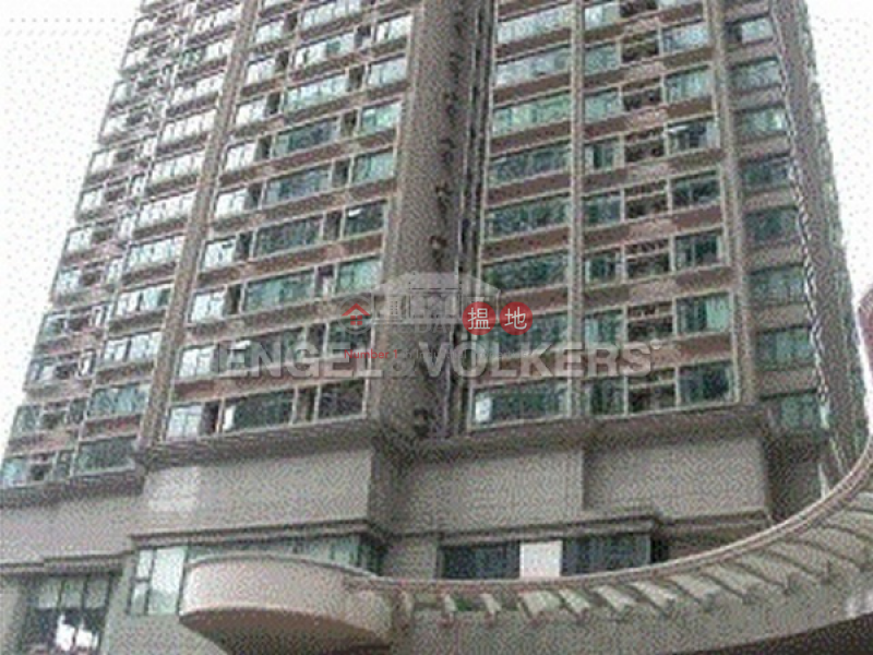 3 Bedroom Family Flat for Sale in Central Mid Levels | Robinson Place 雍景臺 Sales Listings