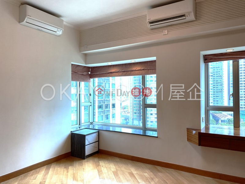 Property Search Hong Kong | OneDay | Residential | Rental Listings | Tasteful 2 bedroom in Kowloon Station | Rental