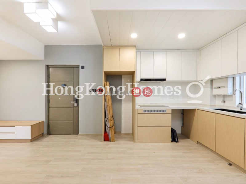 Property Search Hong Kong | OneDay | Residential | Rental Listings, Studio Unit for Rent at Golden Phoenix Court