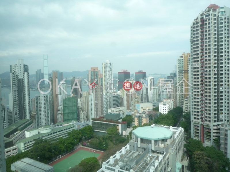 Stylish 3 bedroom with balcony | For Sale | Bon-Point 雍慧閣 Sales Listings