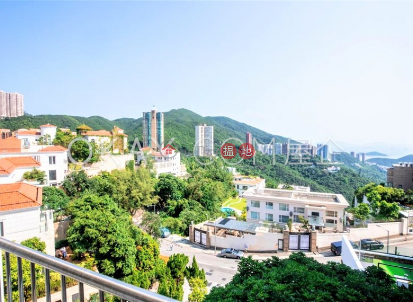 Rare house with rooftop, terrace & balcony | Rental | 12-22 Black\'s Link 布力徑12-22號 Rental Listings