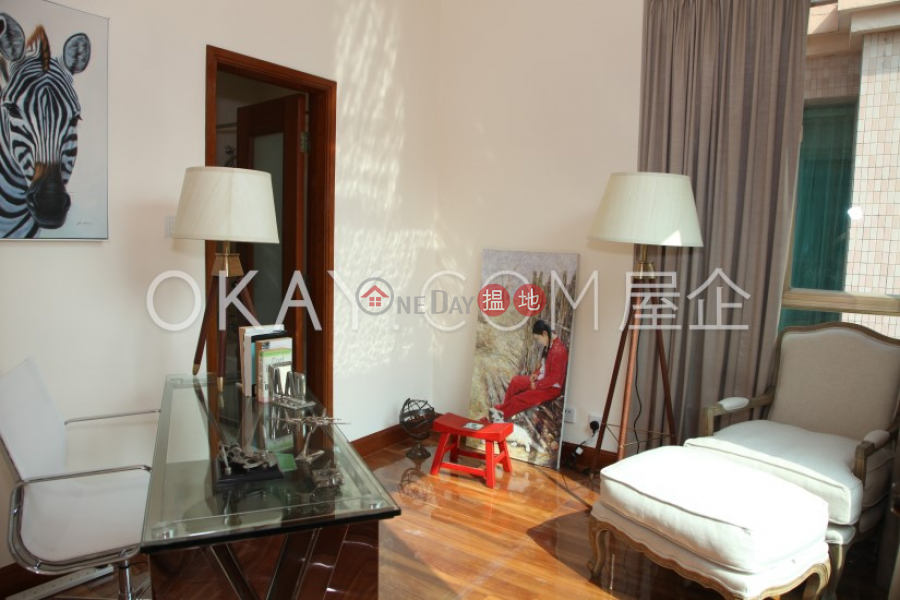 HK$ 89,000/ month | Hong Kong Gold Coast Block 32, Tuen Mun | Rare 4 bedroom with sea views, rooftop & terrace | Rental