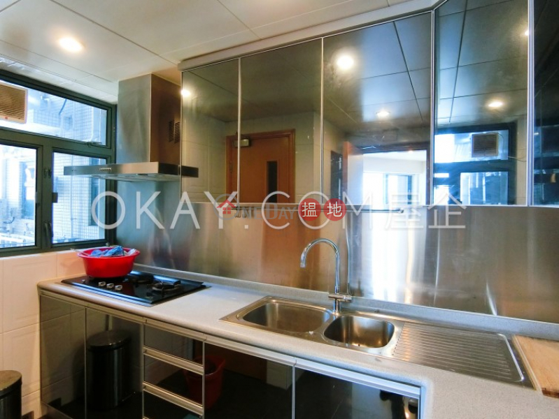 HK$ 49,000/ month | 80 Robinson Road | Western District, Popular 3 bedroom on high floor | Rental