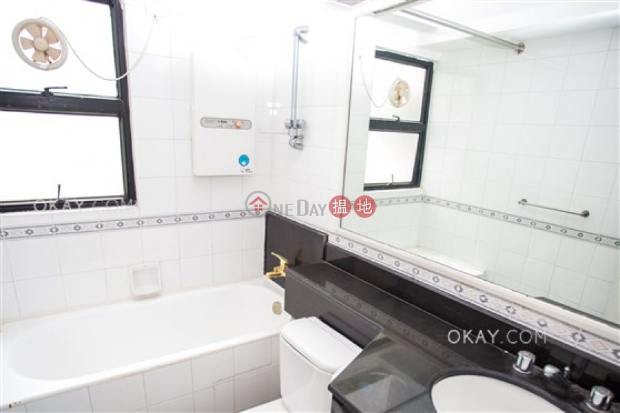 Tasteful 2 bedroom with sea views | Rental | 121 Repulse Bay Road | Southern District | Hong Kong, Rental HK$ 38,000/ month