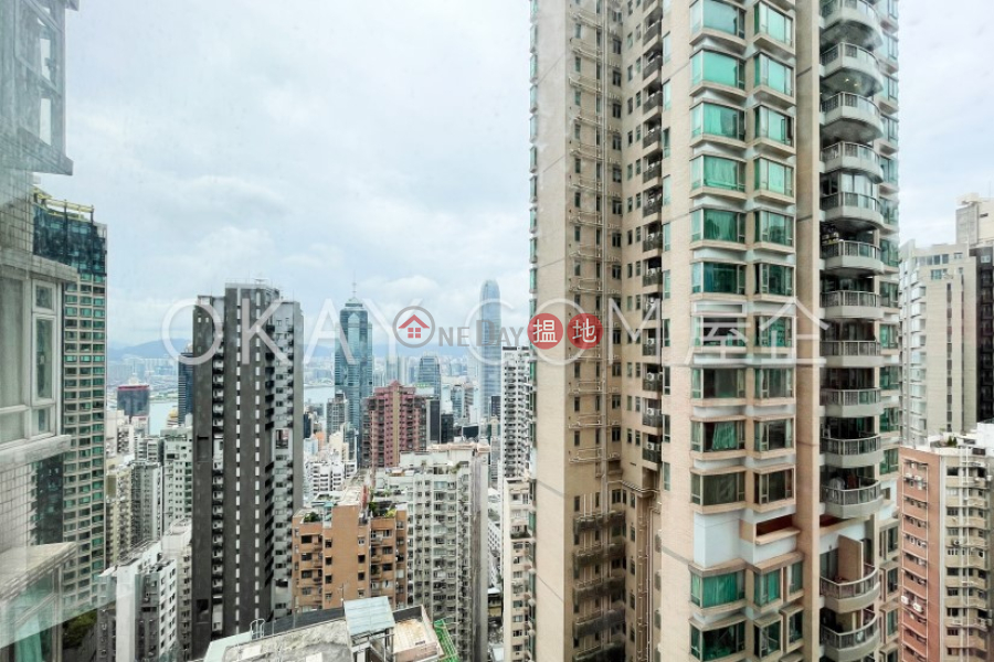 HK$ 1,200萬|君德閣|西區2房2廁,連車位君德閣出售單位