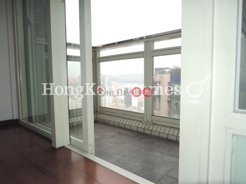 3 Bedroom Family Unit for Rent at Centrestage 108 Hollywood Road | Central District | Hong Kong, Rental HK$ 35,000/ month