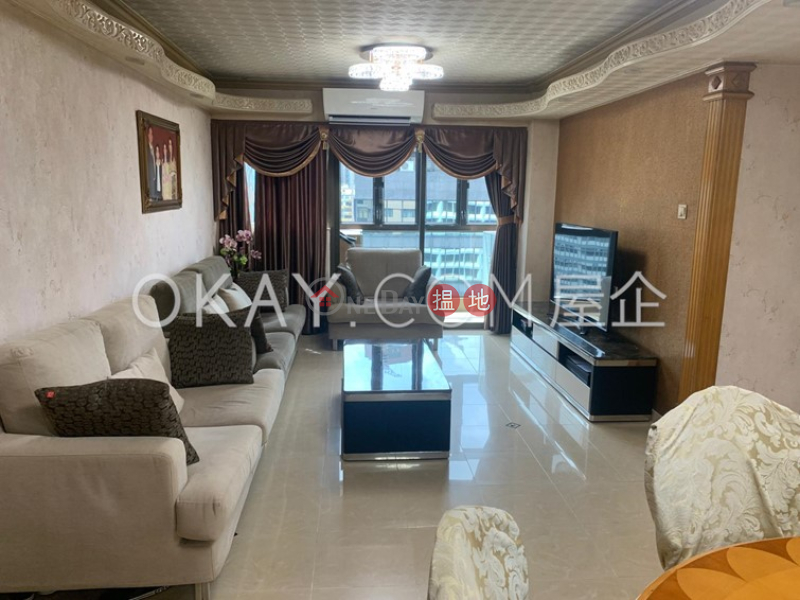 Charming 3 bedroom on high floor | Rental | Hilton Towers Block B 希爾頓大廈B座 Rental Listings