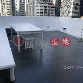 Tasteful 1 bedroom on high floor with rooftop | For Sale | 2 Square Street 四方街2號 _0