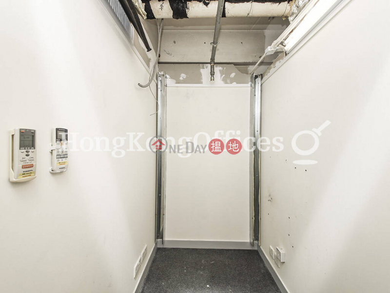 Office Unit for Rent at Shanghai Industrial Investment Building | Shanghai Industrial Investment Building 上海實業大廈 Rental Listings