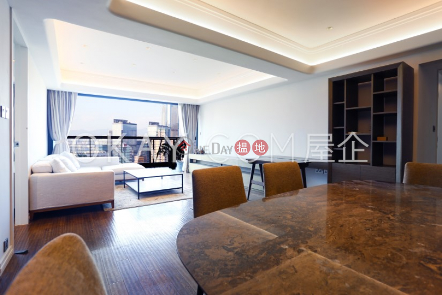 HK$ 55,000/ month | Monticello | Eastern District | Gorgeous 2 bedroom on high floor with balcony & parking | Rental