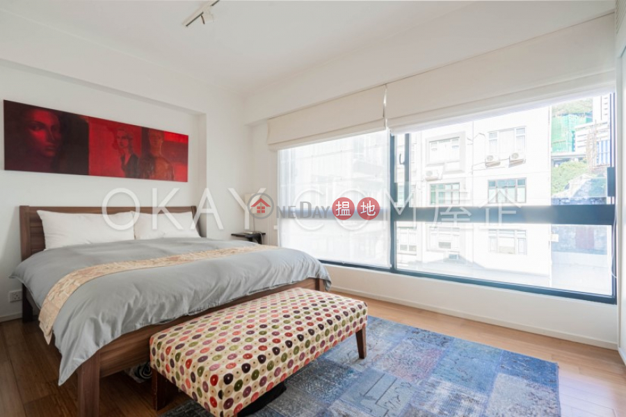 Lovely 3 bedroom on high floor with rooftop & balcony | Rental | Aqua 33 金粟街33號 Rental Listings