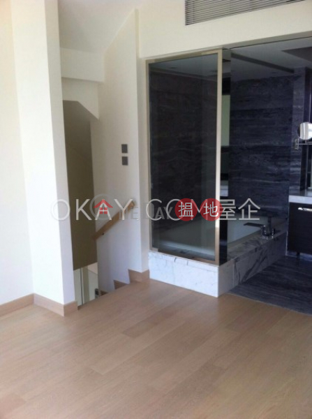 Tasteful 1 bedroom with balcony | For Sale | Marinella Tower 9 深灣 9座 Sales Listings