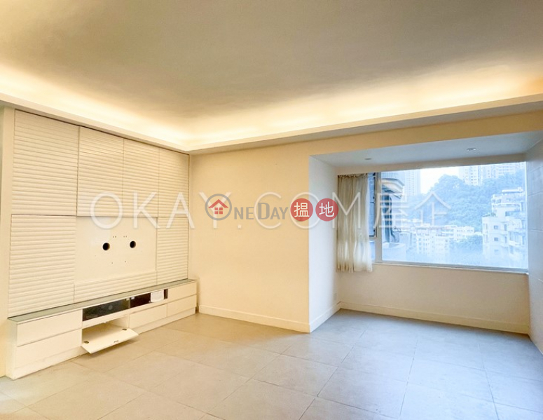 Elegant 3 bedroom with balcony | For Sale 11 Broom Road | Wan Chai District | Hong Kong | Sales | HK$ 23M