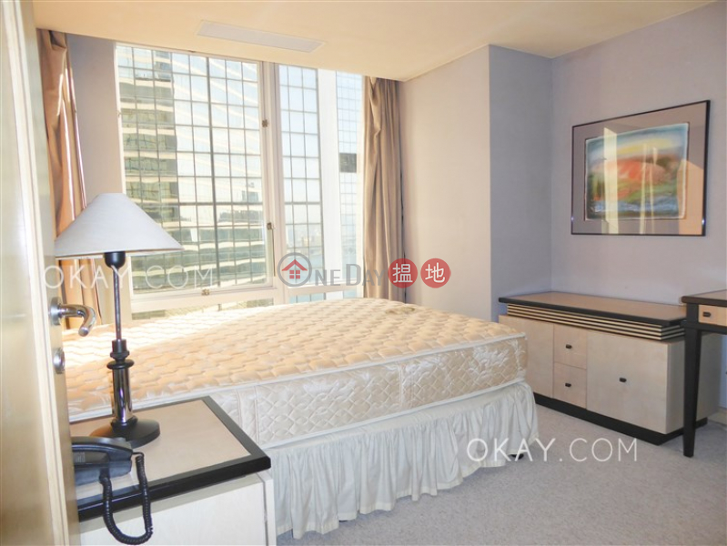 Rare 1 bedroom in Wan Chai | For Sale, Convention Plaza Apartments 會展中心會景閣 Sales Listings | Wan Chai District (OKAY-S38780)