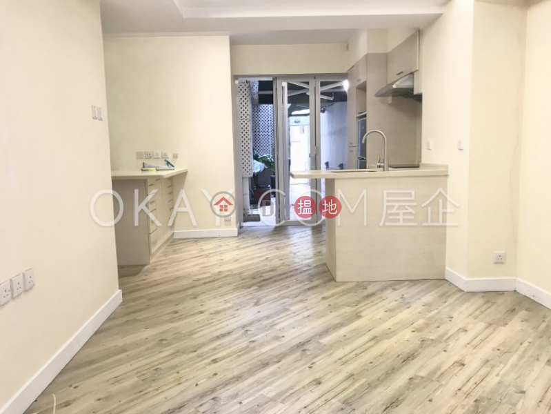Property Search Hong Kong | OneDay | Residential, Sales Listings Luxurious 2 bedroom in Mid-levels West | For Sale