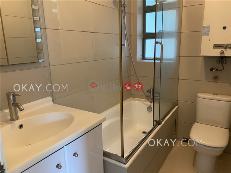 HK$ 10.2M Discovery Bay, Phase 7 La Vista, 4 Vista Avenue | Lantau Island, Rare 3 bedroom with sea views & balcony | For Sale