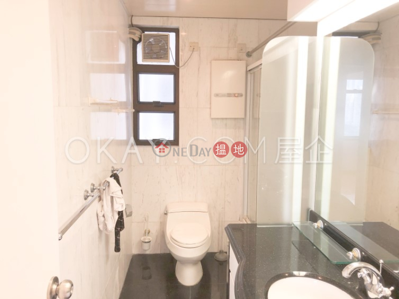 HK$ 58,000/ month, Villa Lotto | Wan Chai District Efficient 3 bedroom on high floor with parking | Rental