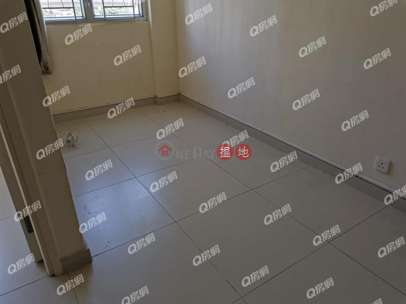 Property Search Hong Kong | OneDay | Residential, Rental Listings Douvres Building | 1 bedroom Low Floor Flat for Rent