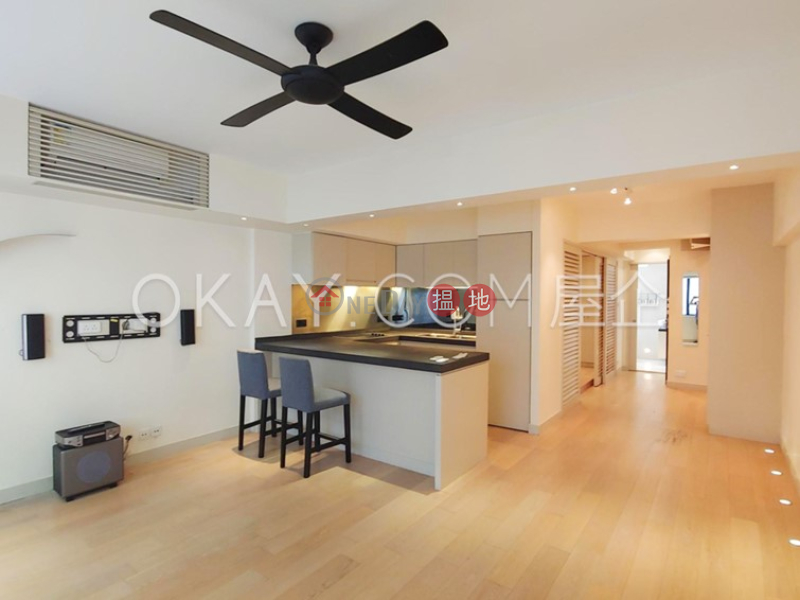 Popular 1 bedroom in Mid-levels West | Rental | Sun Fat Building 新發樓 Rental Listings