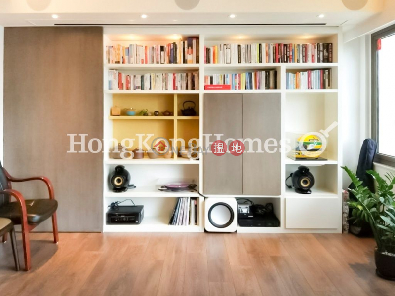 HK$ 46M | Chenyu Court, Central District, 3 Bedroom Family Unit at Chenyu Court | For Sale