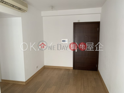 Intimate 2 bedroom with balcony | For Sale | Centrestage 聚賢居 _0