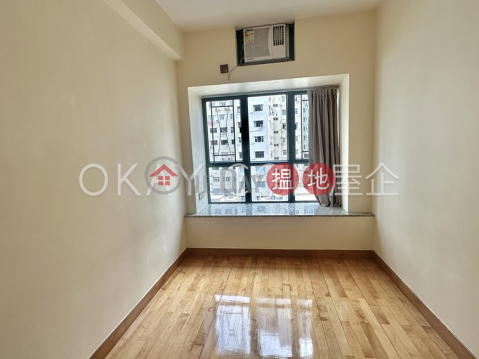 Tasteful 3 bedroom in Mid-levels West | Rental | Scholastic Garden 俊傑花園 _0