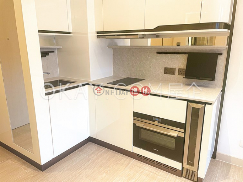 Lovely 1 bedroom with balcony | Rental | 18 Caine Road | Western District | Hong Kong | Rental | HK$ 27,500/ month