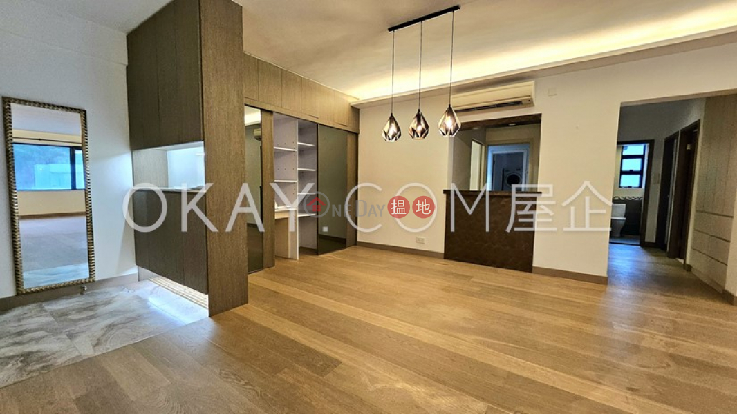 HK$ 38M, Wealthy Heights Central District | Efficient 3 bedroom with parking | For Sale