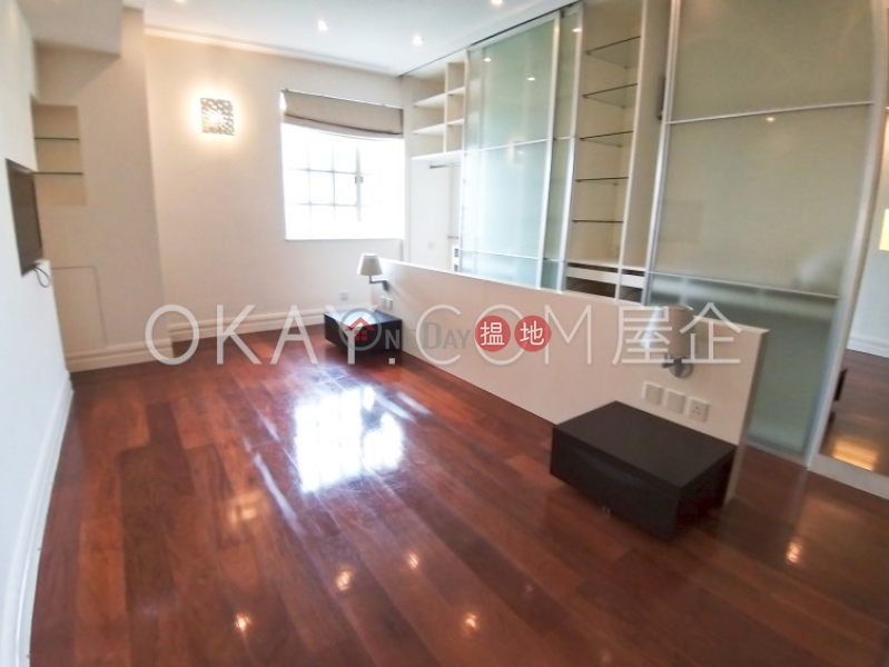 HK$ 70,000/ month Catalina Mansions, Central District | Unique 3 bedroom with balcony & parking | Rental