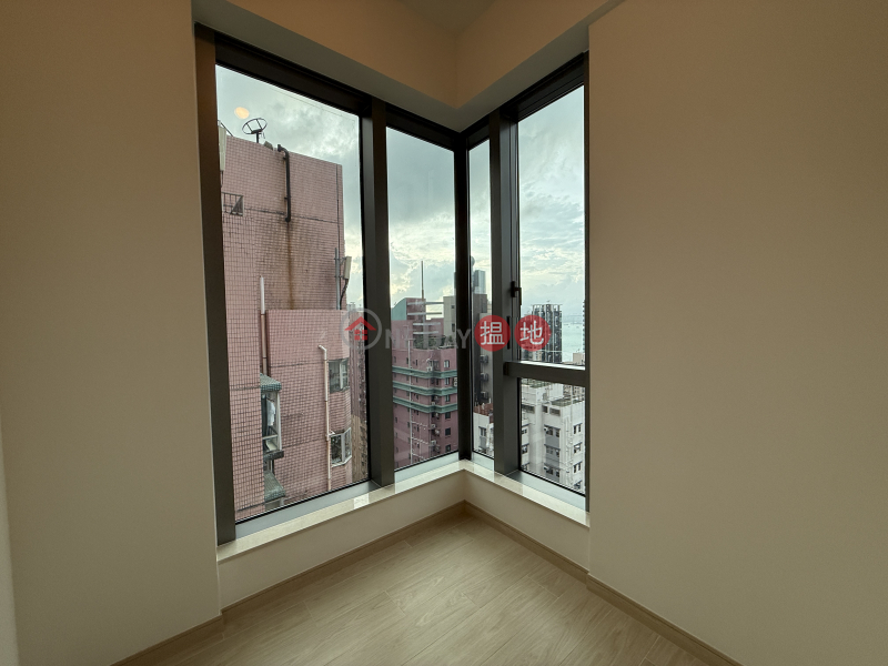 Upper Manor, Middle | A Unit Residential, Rental Listings | HK$ 29,500/ month
