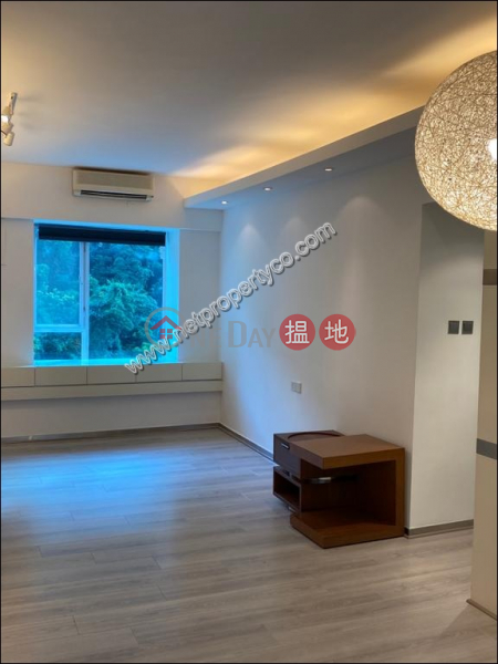 Neoteric Capacious Peak View Apartment, Hillsborough Court 曉峰閣 Rental Listings | Central District (A070565)