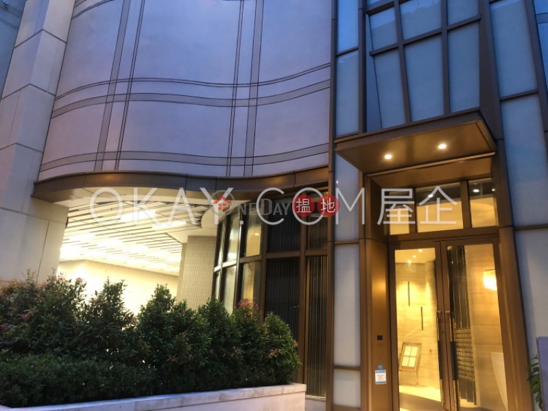HK$ 9.2M | South Coast, Southern District Generous 2 bedroom on high floor with balcony | For Sale