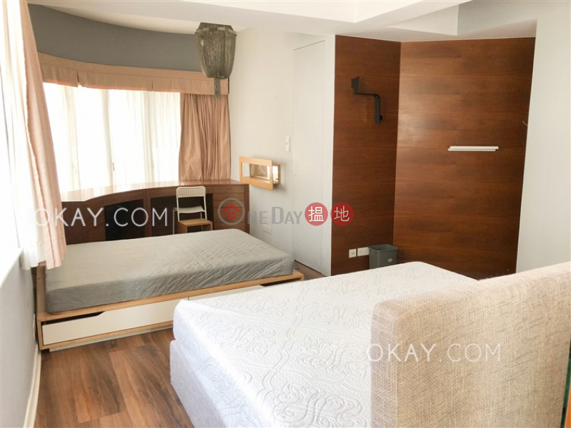Efficient 3 bed on high floor with balcony & parking | Rental | Happy View Court 華景閣 Rental Listings