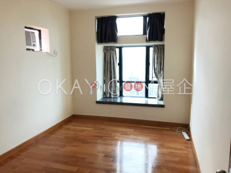 HK$ 56,000/ month Imperial Court Western District | Stylish 3 bedroom on high floor | Rental
