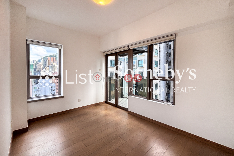 Property for Sale at Centre Point with 3 Bedrooms | Centre Point 尚賢居 Sales Listings