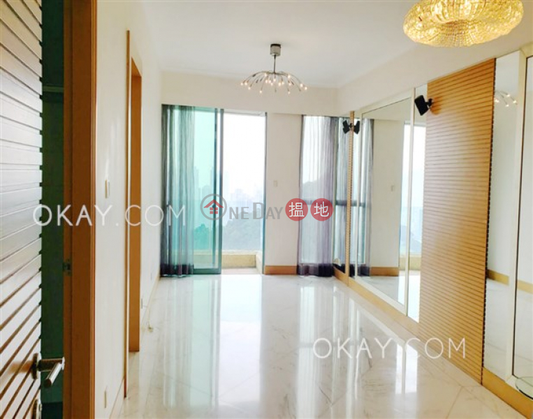 Stylish 3 bedroom on high floor with balcony & parking | Rental | Skylodge Block 3 - Dynasty Heights 帝景峰 帝景居 3座 Rental Listings