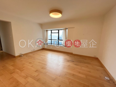 Charming 2 bedroom on high floor with parking | Rental | Valiant Park 駿豪閣 _0