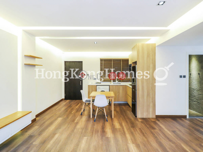 2 Bedroom Unit for Rent at Caineway Mansion 128-132 Caine Road | Western District Hong Kong | Rental HK$ 28,500/ month
