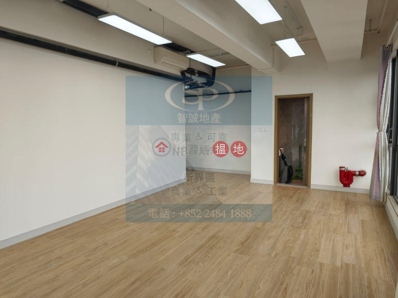 Tsuen Wan W212: grand lobby, floor-to-ceiling huge window 212 Texaco Road | Tsuen Wan, Hong Kong | Rental | HK$ 18,000/ month