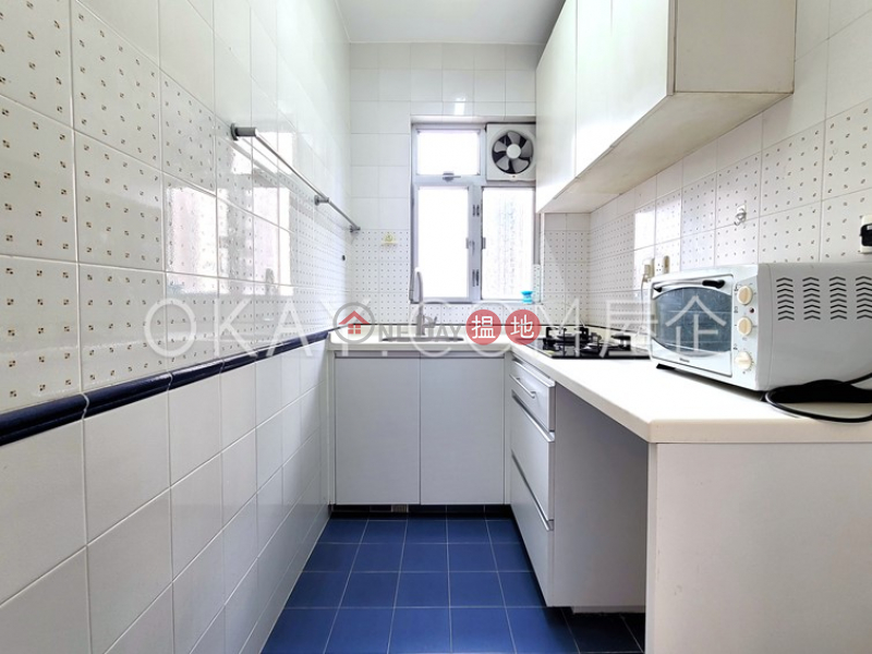 Practical 2 bedroom with parking | Rental | Tai Hang Terrace 大坑台 Rental Listings